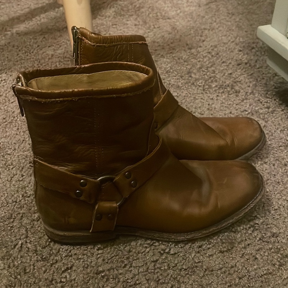 Womens Frye boots